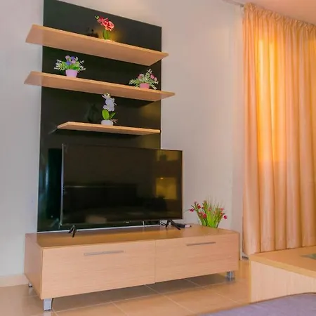 Green Life Beach Resort- апартамент фемили Апартамент *