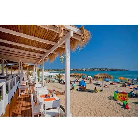 Green Life Beach Resort- апартамент фемили * Созопол