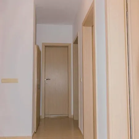 Green Life Beach Resort- апартамент фемили