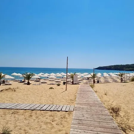 Апартамент Green Life Beach Resort- апартамент фемили *