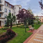 Life Resort- фемили Apartament *