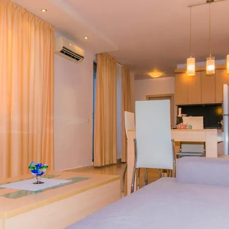 Green Life Beach Resort- апартамент фемили *